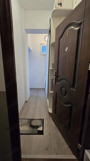 Garsonieră decomandată în Gării