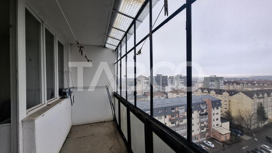 Apartament cu 3 camere decomandat, mobilat în Mihai Viteazul