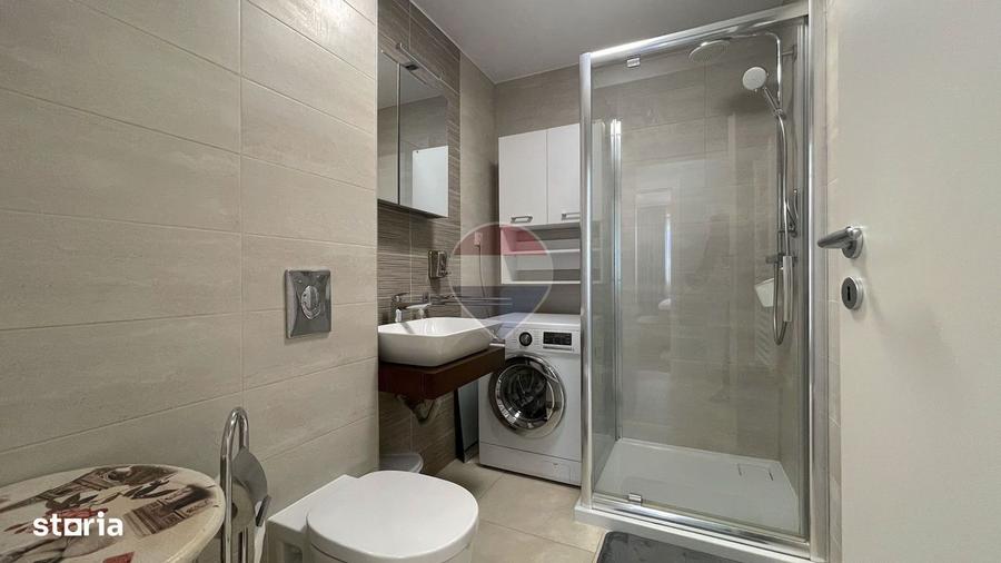 Apartament cu 3 camere decomandat, mobilat în Tractorul