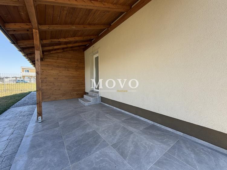 Duplex cu 4 camere cu Canalizare în Moșnița Nouă