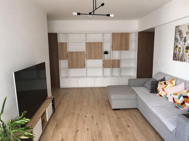 Apartament cu 3 camere decomandat în Pipera