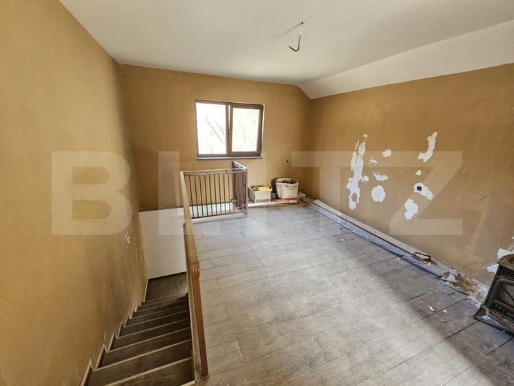Casă individuală cu 6 camere cu Teren 4159 Mp în Năsăud