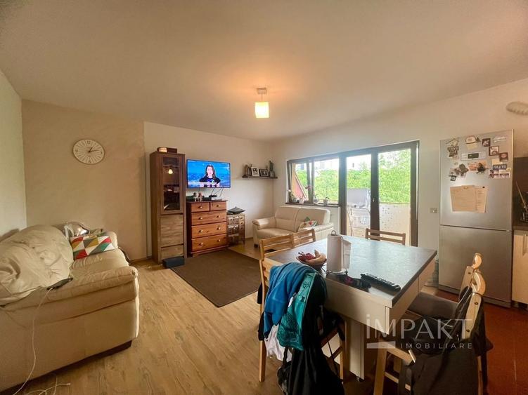 Apartament cu 3 camere semidecomandat, mobilat în Mănăștur