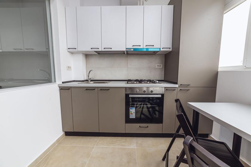 Apartament cu 2 camere semidecomandat, mobilat în Sălaj