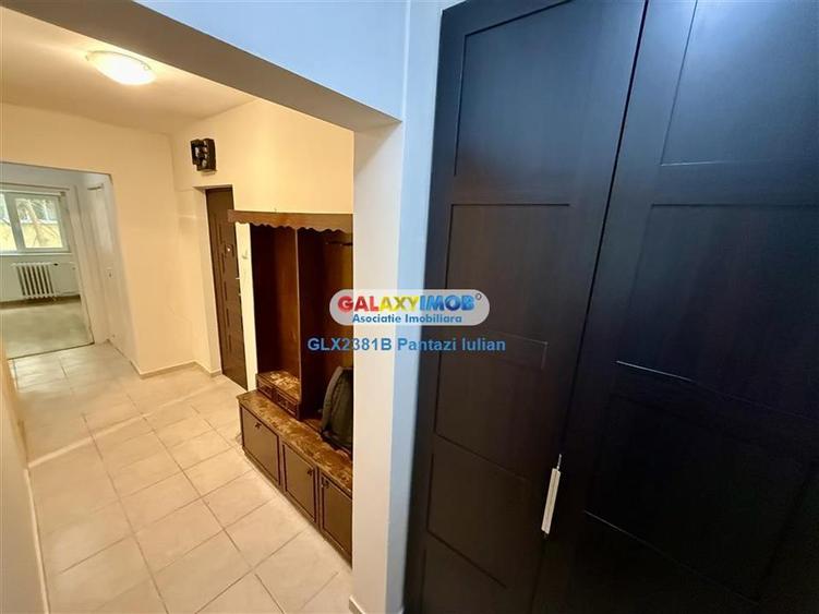 Apartament cu 3 camere decomandat în Doamna Ghica
