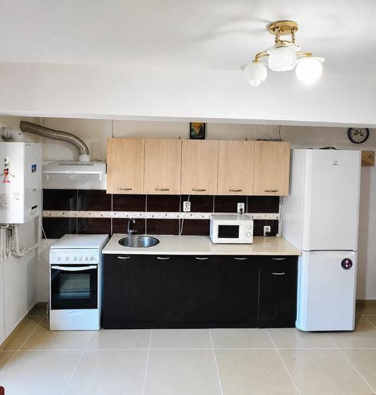 Apartament cu 2 camere decomandat în Giurgiului