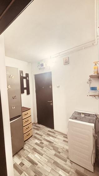 Apartament cu 2 camere nedecomandat în Trivale
