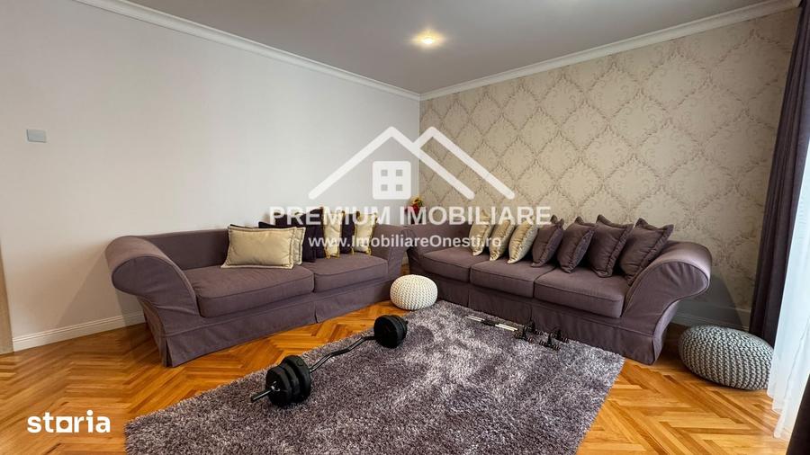 Apartament spa?ios cu 3 camere One?ti, zona centrala - 14