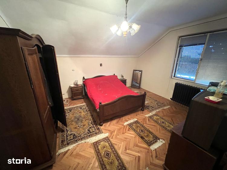 Casă cu 4 camere cu Teren 806 Mp în Viile Satu Mare