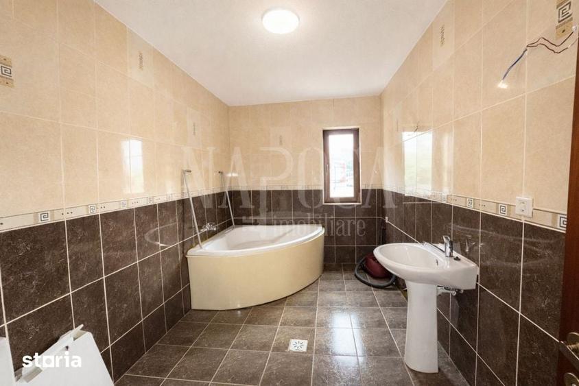 Apartament cu 3 camere în Andrei Mureșanu