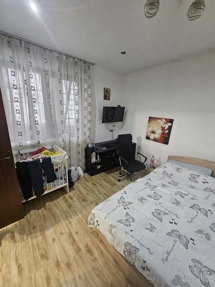 Casă cu 3 camere în Viștea