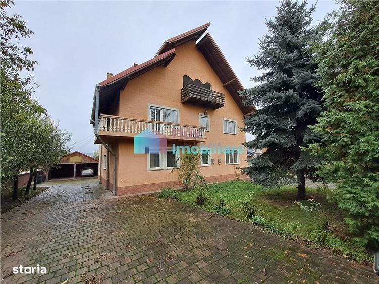 Casă cu 4 camere cu Teren 1200 Mp în Ițcani