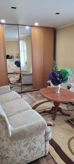 Apartament cu 3 camere decomandat în Câlnic