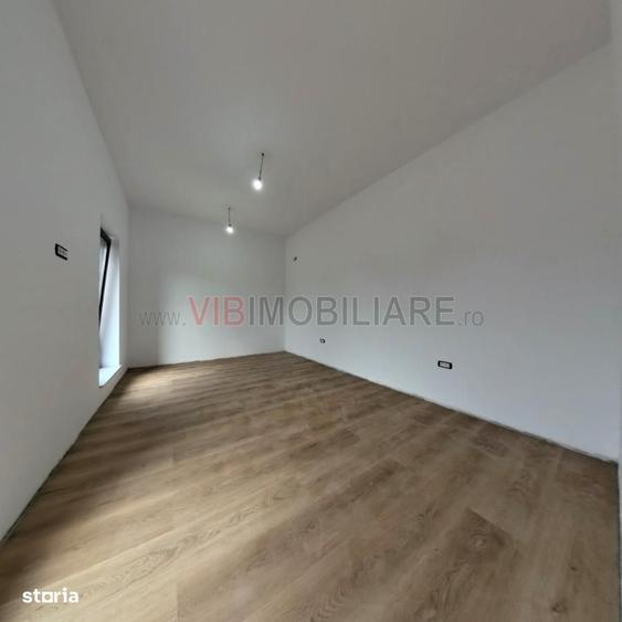 Casă cu 4 camere cu Teren 520 Mp în Drumul Taberei