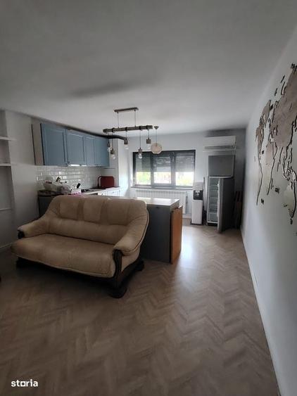 Apartament cu 3 camere în Cug