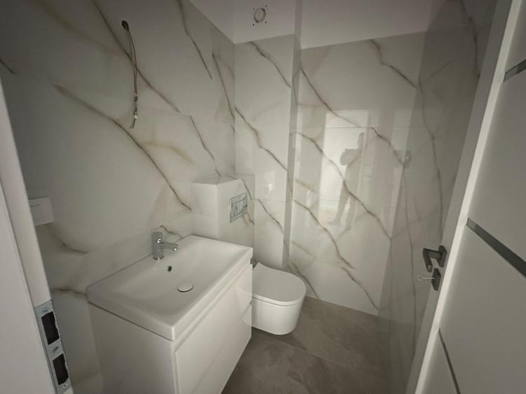 Apartament cu 3 camere decomandat în Popas Păcurari