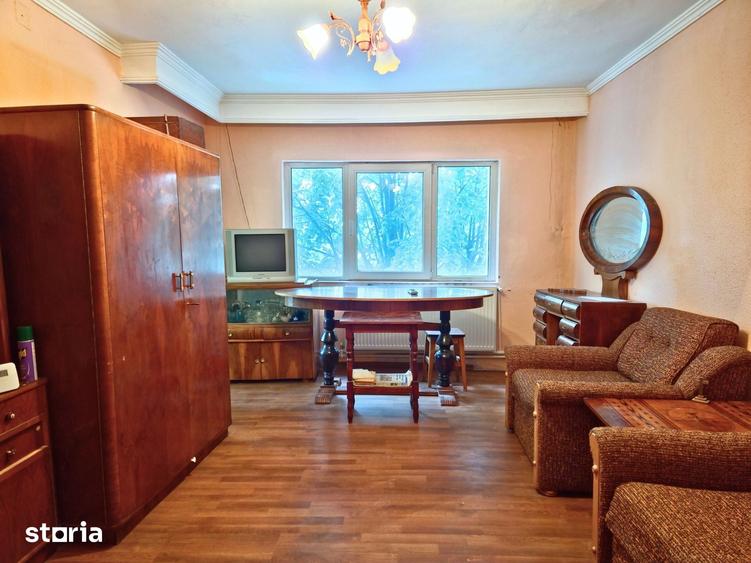 Apartament cu 2 camere decomandat în Traian