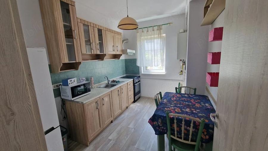 Apartament cu 2 camere decomandat în Giroc