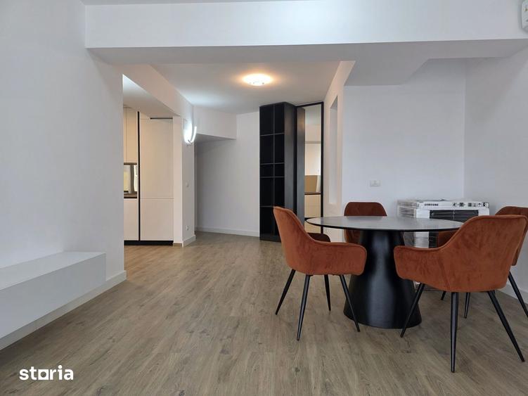 Apartament cu 4 camere în Armeneasca