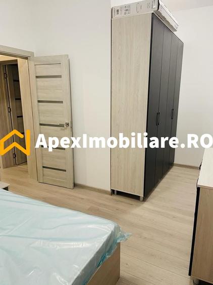 Apartament cu 2 camere semidecomandat, mobilat în Rahova