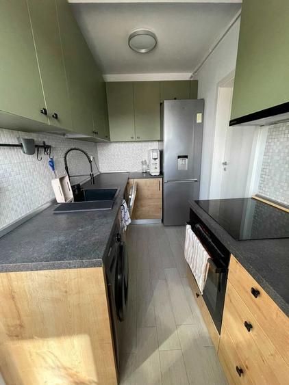 Apartament cu 2 camere semidecomandat în Titan