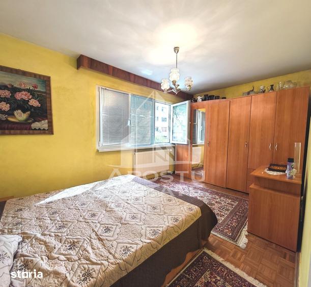 Apartament cu 3 camere de vanzare, zona Circumvalatiunii, Timisoara - 1