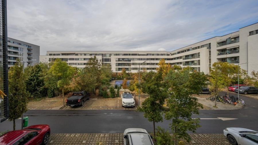 Apartament cu 3 camere decomandat, mobilat în Bucureștii Noi