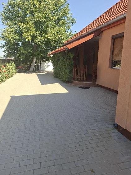 Casă cu 3 camere cu Teren 155 Mp în Domănești