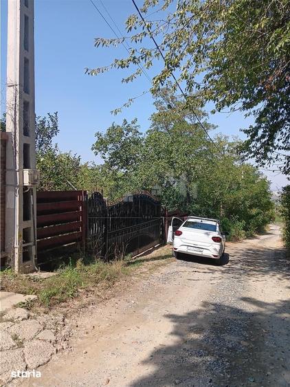 Casă cu 3 camere cu Teren 2000 Mp în Pietrărie