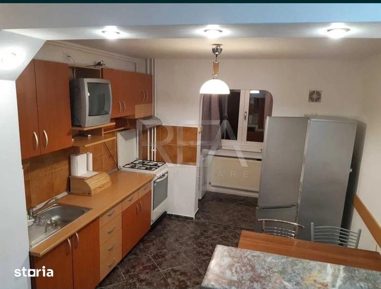 Apartament cu 2 camere decomandat în Berceni