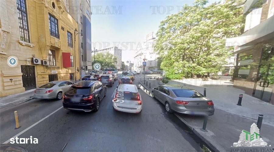 Spațiu comercial, de 327 mp, în Romană