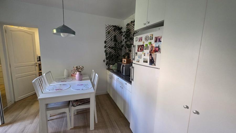 Casă cu 2 camere cu Teren 300 Mp în Viile Noi