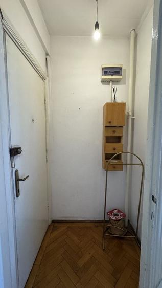 Apartament cu 2 camere semidecomandat, mobilat în Gara de Nord