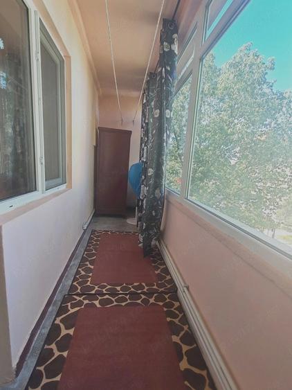 Apartament cu 2 camere decomandat în Moșoaia