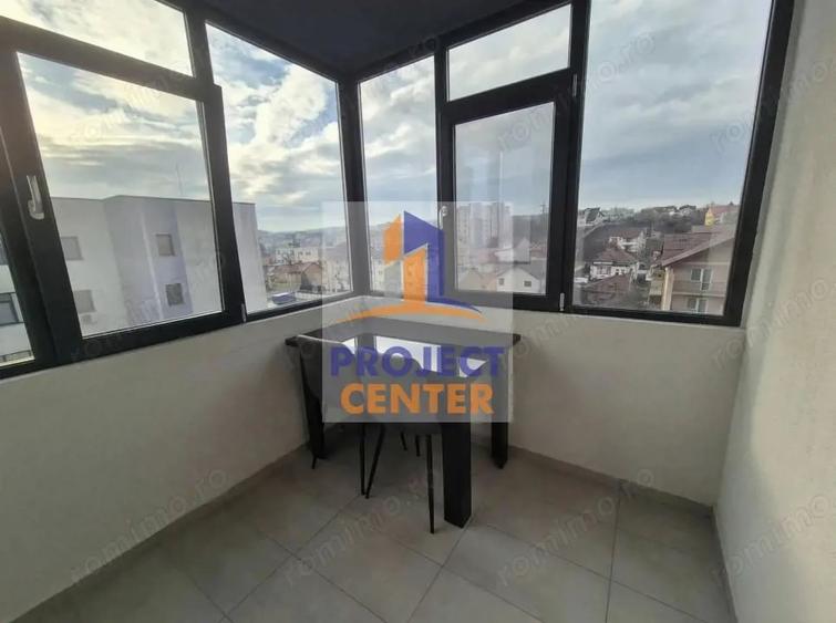 Garsonieră decomandată în Nord