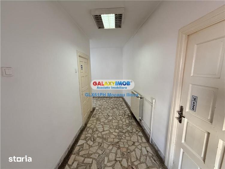 Casă cu 7 camere cu Teren 400 Mp în Republicii