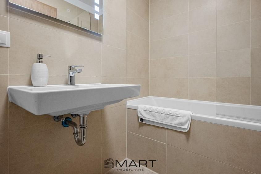 Apartament cu 2 camere semidecomandat în Tractorul