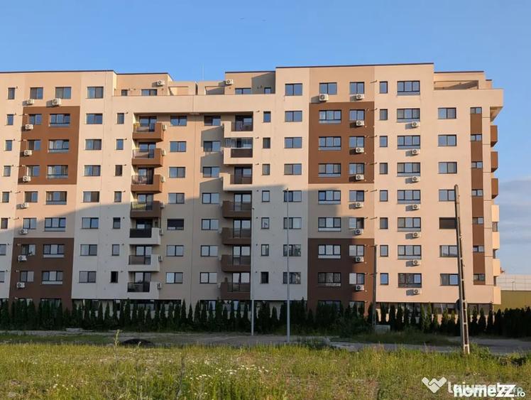 Apartament cu 3 camere decomandat în Ștefan cel Mare