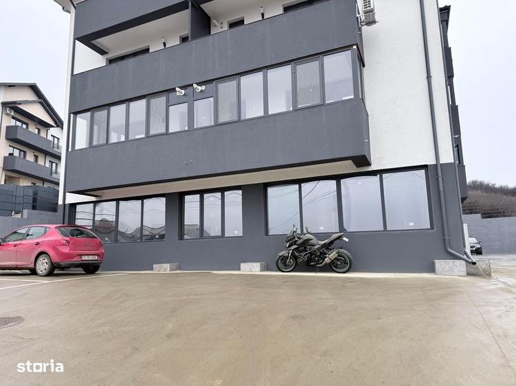 Spațiu comercial, de 57 mp, în Central