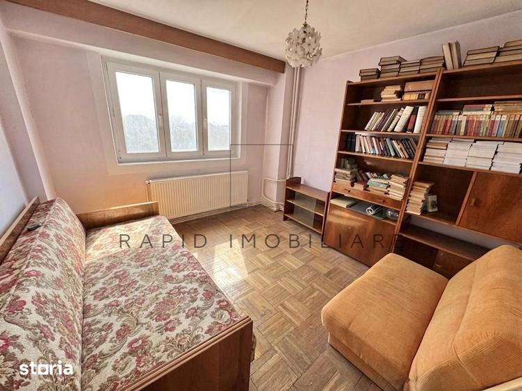 Apartament cu 2 camere decomandat în Mazepa 2