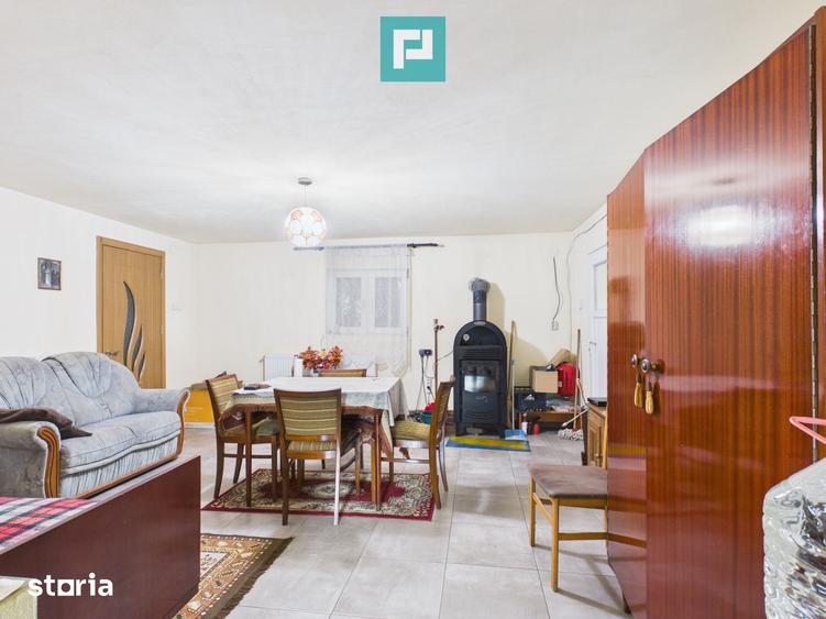 Casă cu 5 camere cu Teren 1453 Mp în Șagu