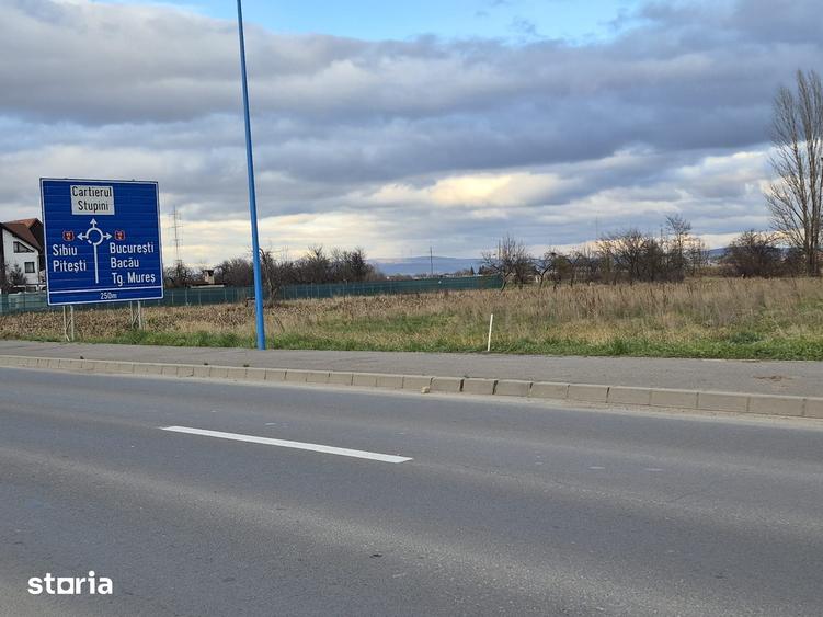 Teren de 2858 mp, în Stupini
