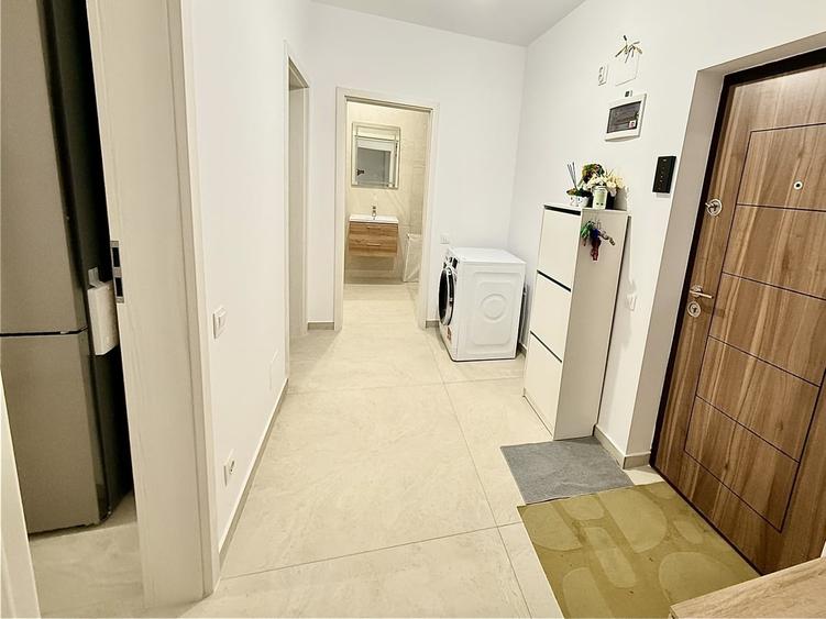 Apartament cu 2 camere decomandat în Berceni