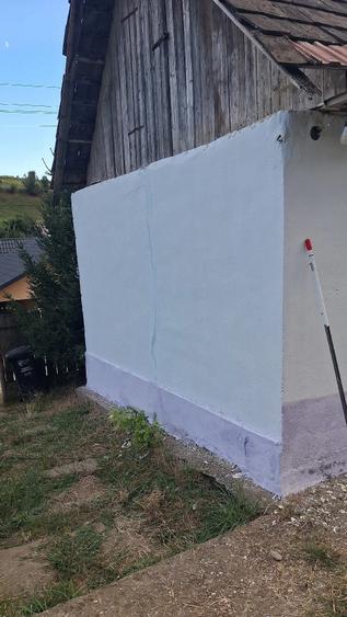 Casă cu Teren 200 Mp în Ațel
