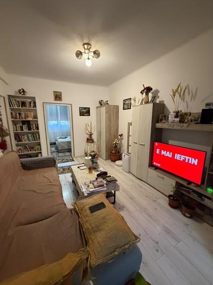 Apartament cu 2 camere nedecomandat, mobilat în Boldești-Scăeni