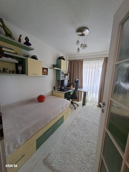 Apartament cu 3 camere în Republicii