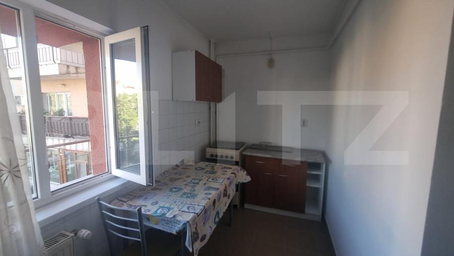 Apartament cu 2 camere semidecomandat, mobilat în Cug