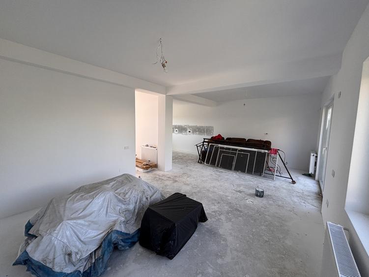 Duplex cu 3 camere cu Canalizare în Berceni