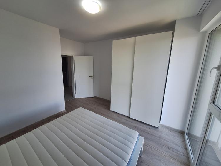 Apartament cu 2 camere semidecomandat în Aradului