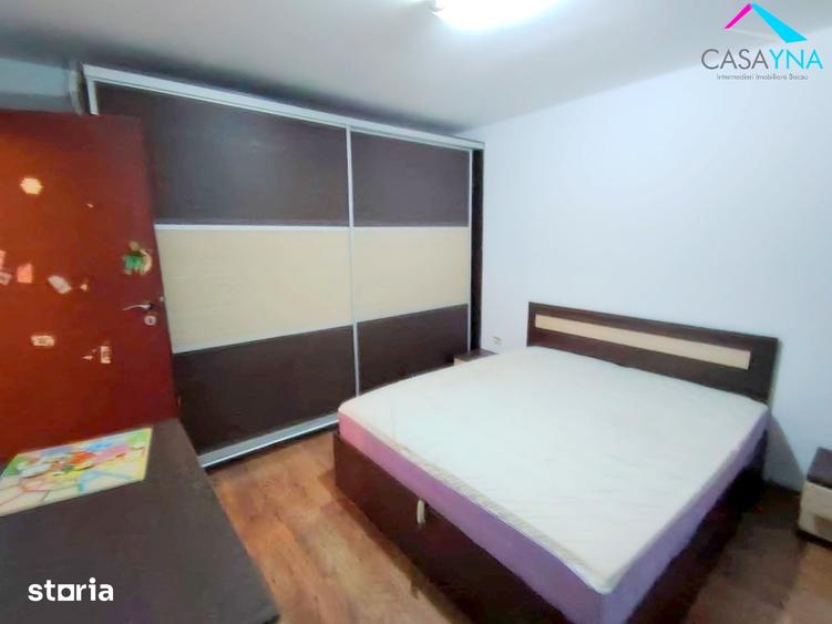 Apartament cu 3 camere decomandat în Șerbănești